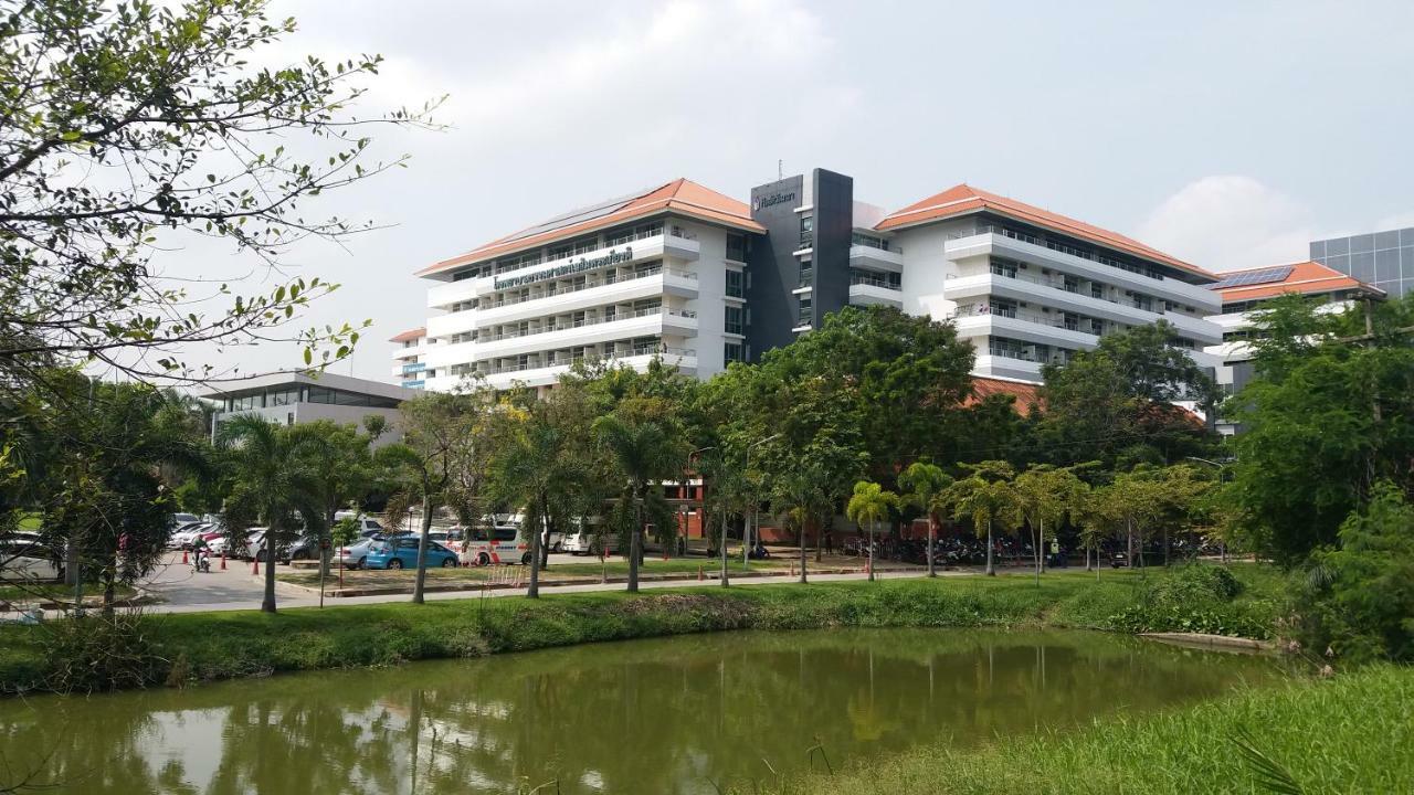 Natcha Place Thammasat Rangsit Bangkok Dış mekan fotoğraf